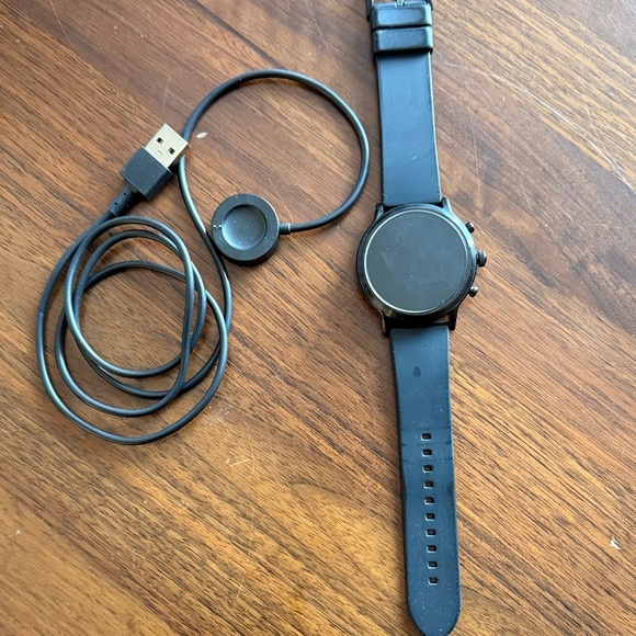 Fossil Other - Fossil - DW10F1 Black Smartwatch with Charger